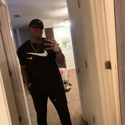 thisiscrisg's profile picture. Why is this app free? 316 🛫610 🇯🇲