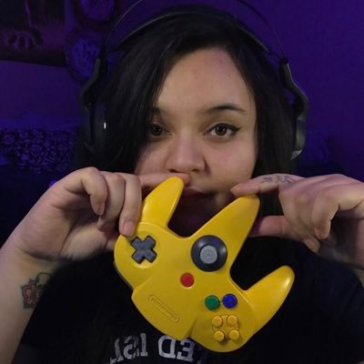 PowlinaXP's profile picture. Latina mama with a love for ✨RETRO✨| 🎮: https://t.co/c7QqMRPwM2