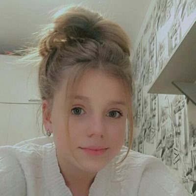 Dora99415189's profile picture. insta:_dora_1600