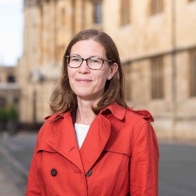 Oxford City Cllr for Summertown (Lib dem). Focused on gender equality, active travel and babyloss. Likes Vision Zero & safe cycling. All views my own.
