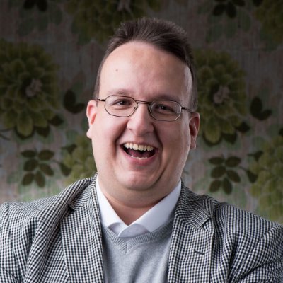 Hello, its me Eric Mächler - this is my english twitter account. Nice to meet you