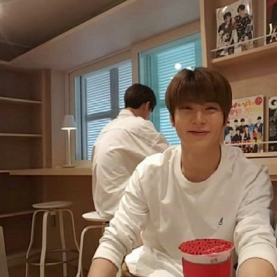 14_valentine_'s profile picture. NCT127💚JAEDO🍑🐰
💖🦆🐰 KENGNAMPING