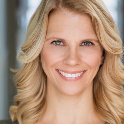 partyof9infl's profile picture. 