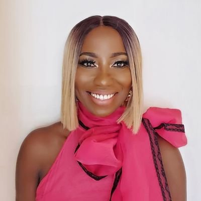 CEO/ Lead clothing Designer: ANYABYVIVIEN
US-based - Nigerian raised Designer.
Founder/President: Felicias Fund Foundation- Education for Girls