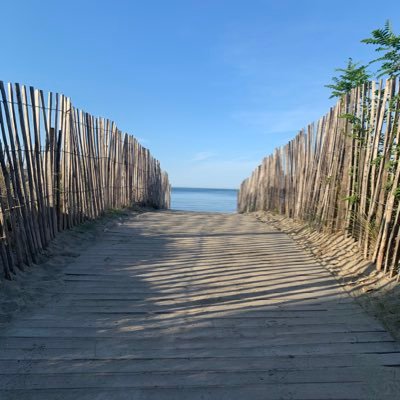 u_bedfont's profile picture. 🇬🇧 🇪🇺 Lifestyle | Travel | Financial | Football | Politics