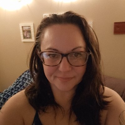 Killinit_mom's profile picture. Mother of 3 and lover of travel