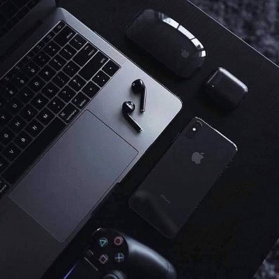 yasmeenelbaba's profile picture. مصممة ux/ui يسعدني ارضاءكم عملائي لدي القدرة على التحليل والتفكير بعمق في الغالب أكون صاحبة بصيرة نافذة عميقة التفكير  ملهمة 
لتواصل عبر الواتس. 970598024325+