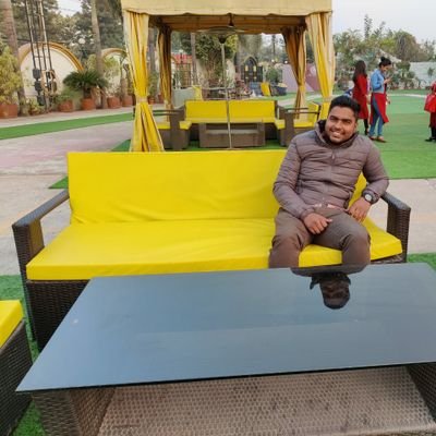 abhi_150's profile picture. Rustic attitude towards daily tangled situation
and my own solipsism theory of practicing chore activities