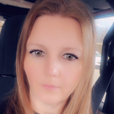 I'm a single mom to 3 kids. I love music, reading and watching movies.