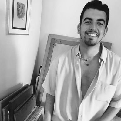 Para evitar las críticas no hagas nada, no digas nada, no seas nada.