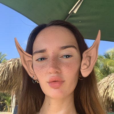 romina_cenisio's profile picture. adventure addict or whatever