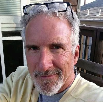 Poul29752424's profile picture. single   and beautiful saying happiness is free