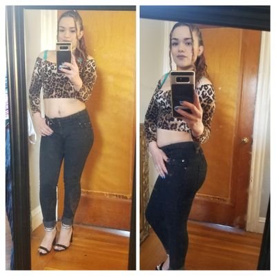 Amor es solo una palabra. Hasta que alguien llega a darle sentido 🥺❤😻😻✍🇬🇹
Me encanta bailar mas la Bachata y Cumbia 💃 Y para escuchar, Banda, corridos,Pop