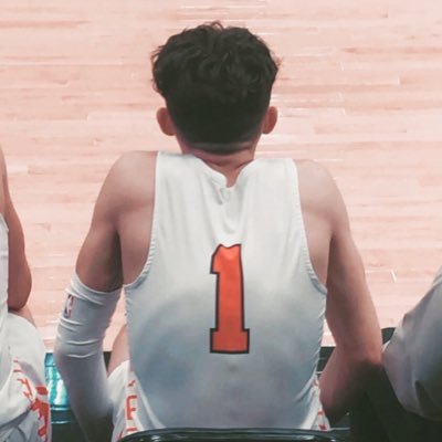 6’1 | PG | Dickinson High School,ND📍| ‘23 | UMary mbb commit💙🧡 #hooksup