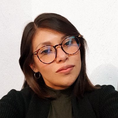 RosaLiliaGarcia's profile picture. Yogui | Publicista | Vegana | Astróloga 
Todo eso en una 🌙