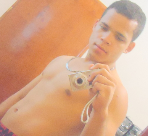 Muito Prazer, meu nome é OTÁRIO ♫...♫

http://t.co/OcA4T8ZO8S