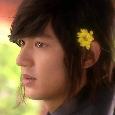 Here I stand for you. I always support you. / Korean Minoz 🇰🇷
https://t.co/bqC9sKmEpI