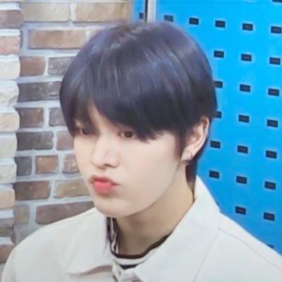 — no thoughts, head full of johnleyuwinhyuck 👁👄👁