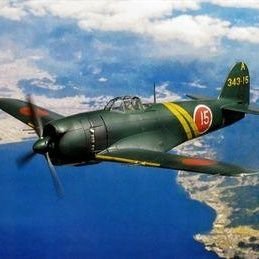 201X年 限界保守脱出、2019年 WarThunder Luftwaffe 退役。
趣味はレトロオーディオ・新NISA。アコギ・一眼レフで脳活中。
SNSで情報収集するが暇人ではない。どんなに知的でも言葉の汚い方は🥦