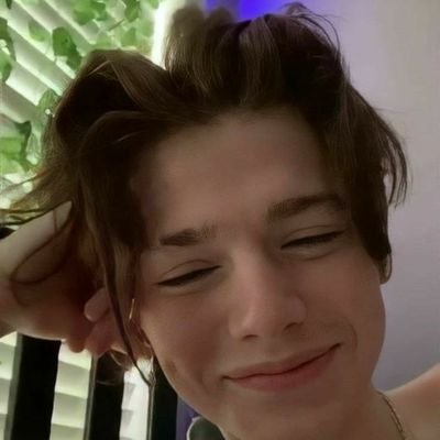 Paypay04231700's profile picture. jay🌷
@paytonmoormier