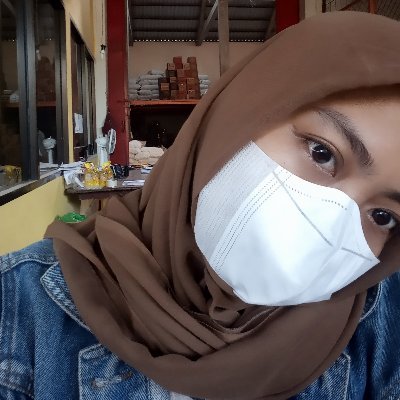 azanabqkharisma's profile picture. you're allowed to choose yourself first