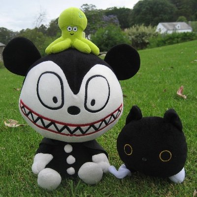 kuromamewanko's profile picture. 山と雪と旅行が大好きな自由人。楽しいことを幅広く。SGT日産推し。本家（趣味興味）垢
・・・なはずが今の日本の現状や真実を🐏🌼の人々に知らせるべく重要なモノを多くリツイート。無言フォロー失礼。
（※記載なしやAI自動翻訳不自然プロフ、不快と感じたプロフ、詐欺勧誘系、ツイート非公開の無言フォローは即🧱）