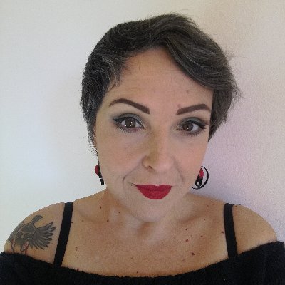 OltreLApparenze's profile picture. Ciao sono Cristina, una blogger, youtuber e ho un e-shop di prodotti per la #curadellapersona #beauty #fashion #food #lifestyle