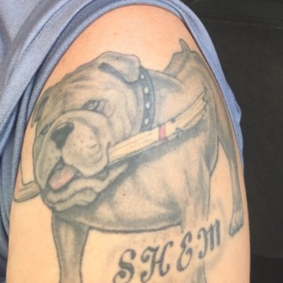 bulldoggen's profile picture. Man with a dog