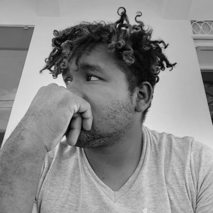 JesusYuyu1's profile picture. Ingeniero Electromecánico 
Podcast: Yo quiero ser.