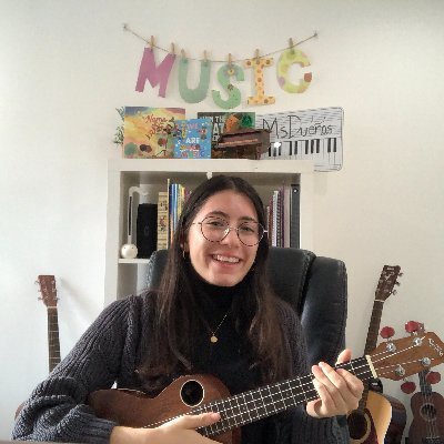 a gen z, first-year music teacher. I teach pk-8.
black lives matter! decolonize music ed!
she/her