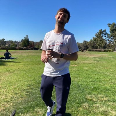 maxidelbono's profile picture. I don’t tweet much anymore but if I do is about something I care about