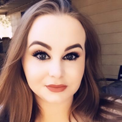 BA in History, living with endometriosis, and in horror on a daily basis witnessing the corruption of the United States government