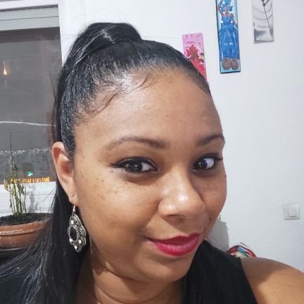 HelenGo53165751's profile picture. 