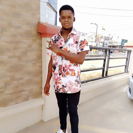 HajjBello7's profile picture. Hmmm