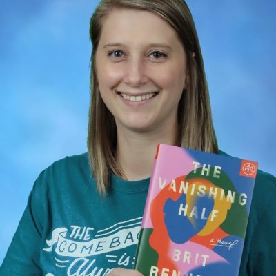 English Instructional Coach. Always learning. Tweets are my own. @HumbleisdDON sponsor. @ProjectLITComm chapter leader. Supporter of #DisruptTexts. She/her.“🐐”