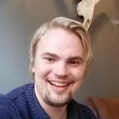 🇳🇴 Er 100% privat på Twitter, men jobber for https://t.co/kvSdqnokYI fra Kirkenes. Om Journalistikk. Finans. Miljø&Klima. Kommunikasjon. Tec. PR. Med mer.