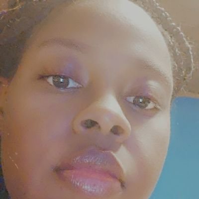 I am a short, blunt, goofy mother of 3
Follow Me On My Journey......
IG: Roxanne_Shaunte
Instagram :Roxanne_Shaunte