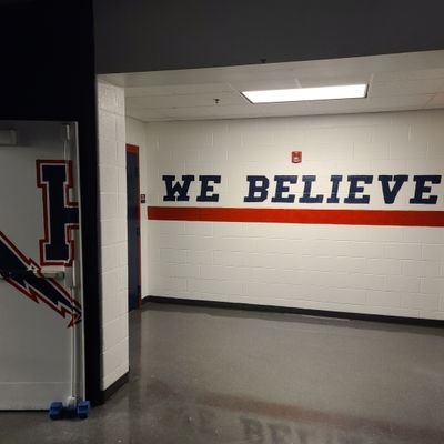 Official Twitter page of the Harrisonburg High School Football Team. #BlueStreaks #WeBELIEVE