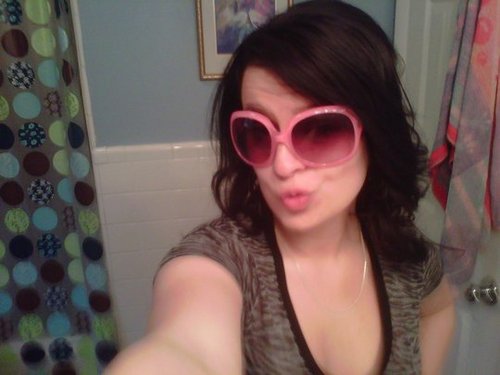 Svetlanaavdiz's profile picture. my best friend is making me do this because we are bored and have to work nightshifts and tend to get very bored at times!