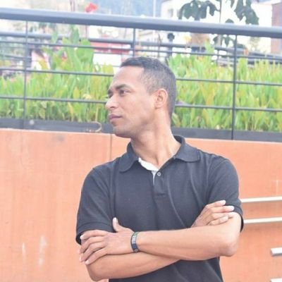 Activista y defensor de los que muchas veces no tienen voz,defensor de la Paz.
