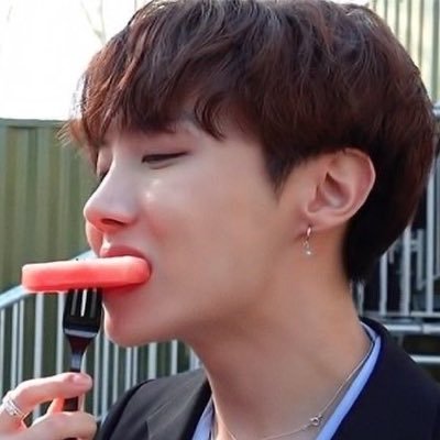 ⟬⟭”What is the cutest and most beautiful boy doing right now?” ᴵ’ᵐ ᵐᵃᵏᶦⁿᵍ ᵃ ᵇʳᵃᶜᵉˡᵉᵗ ⟭⟬ ⁷ | | SOPE owns me