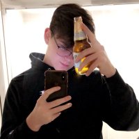 Derek (@symbolizms) 's Twitter Profile