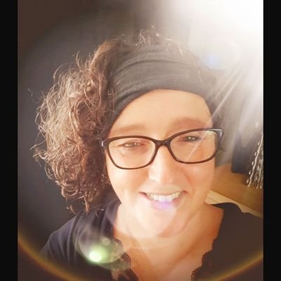 Tutskefrutske's profile picture. 🖤