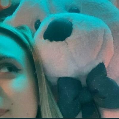 CemreninKusu's profile picture. cemre solmazin kiziyim