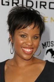 LizRoyce99's profile picture. Been making money online for a few years - have you? Internet marketing, affiliate marketing, social media marketing