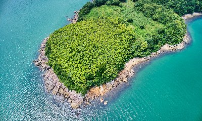 岡山県瀬戸内市にある瀬戸内海の森キャンプ場のアカウントです。 ご予約お問い合わせは 090-8711-3519（9時から19時） もしくはDMにて、お願い致します。あと注意事項ですが関西方面からお越しのお客様はカーナビですとブルーライン虫明インターを降りますが極端に道が狭い為、一本松展望園を降りてお越し下さいませ。