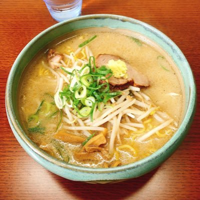 食べることが大好きです。普段はメーカーで営業してる女子です🙋♀️グルメ全般🍴、ワンオクロック🎵、野球⚾️、お笑い😀、釣り🎣、日常を呟きます。