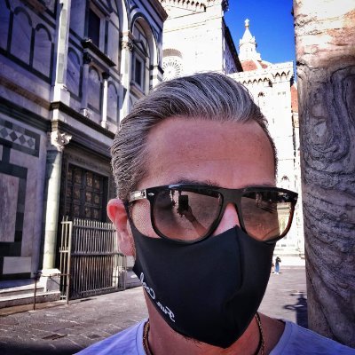 gabrieleborchi's profile picture. Assicuratore, Politico, Lions Club Int., Benemerito A.N. Carabinieri, Cantante e Chitarrista.