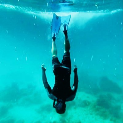 emondross's profile picture. 