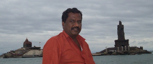 I am a  person with lots of interest in friendship.  I work with  Government of Tamil Nadu.